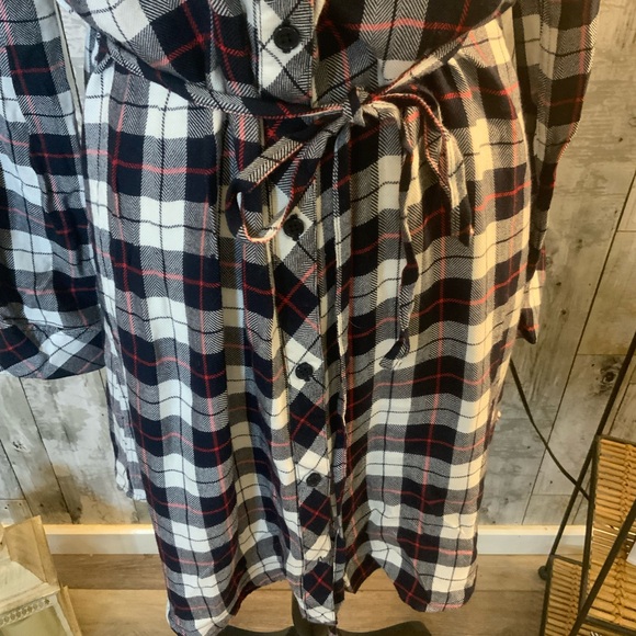 Rails ladies long flannel button down dress. Size L - Picture 2 of 4